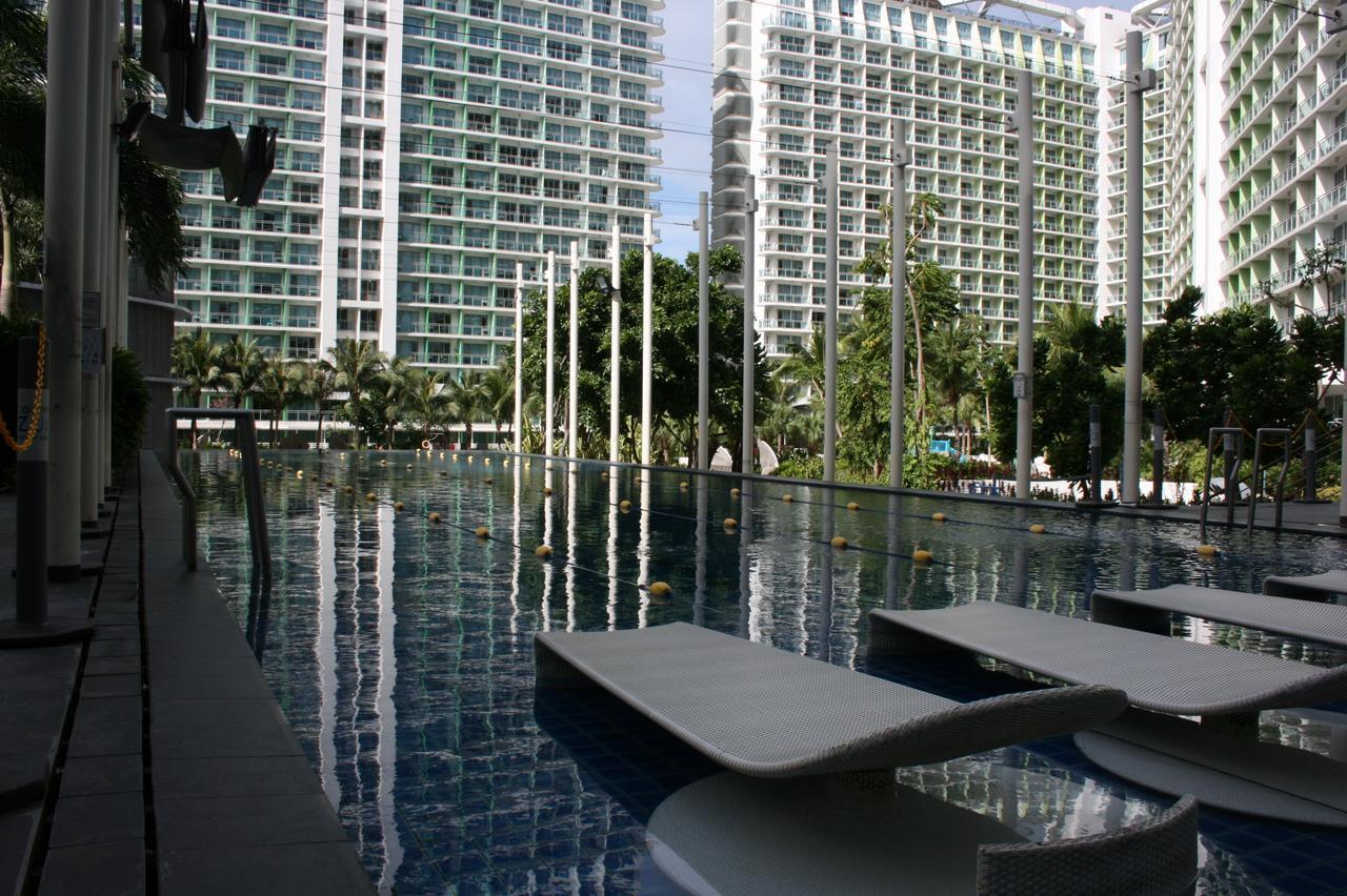 Azure Urban Resort Residences Manila Esterno foto